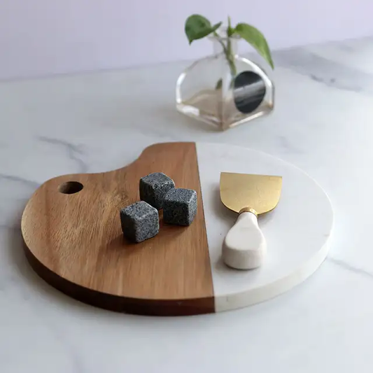 MAISON WOOD AND MARBLE LUXE CUTTING BOARD