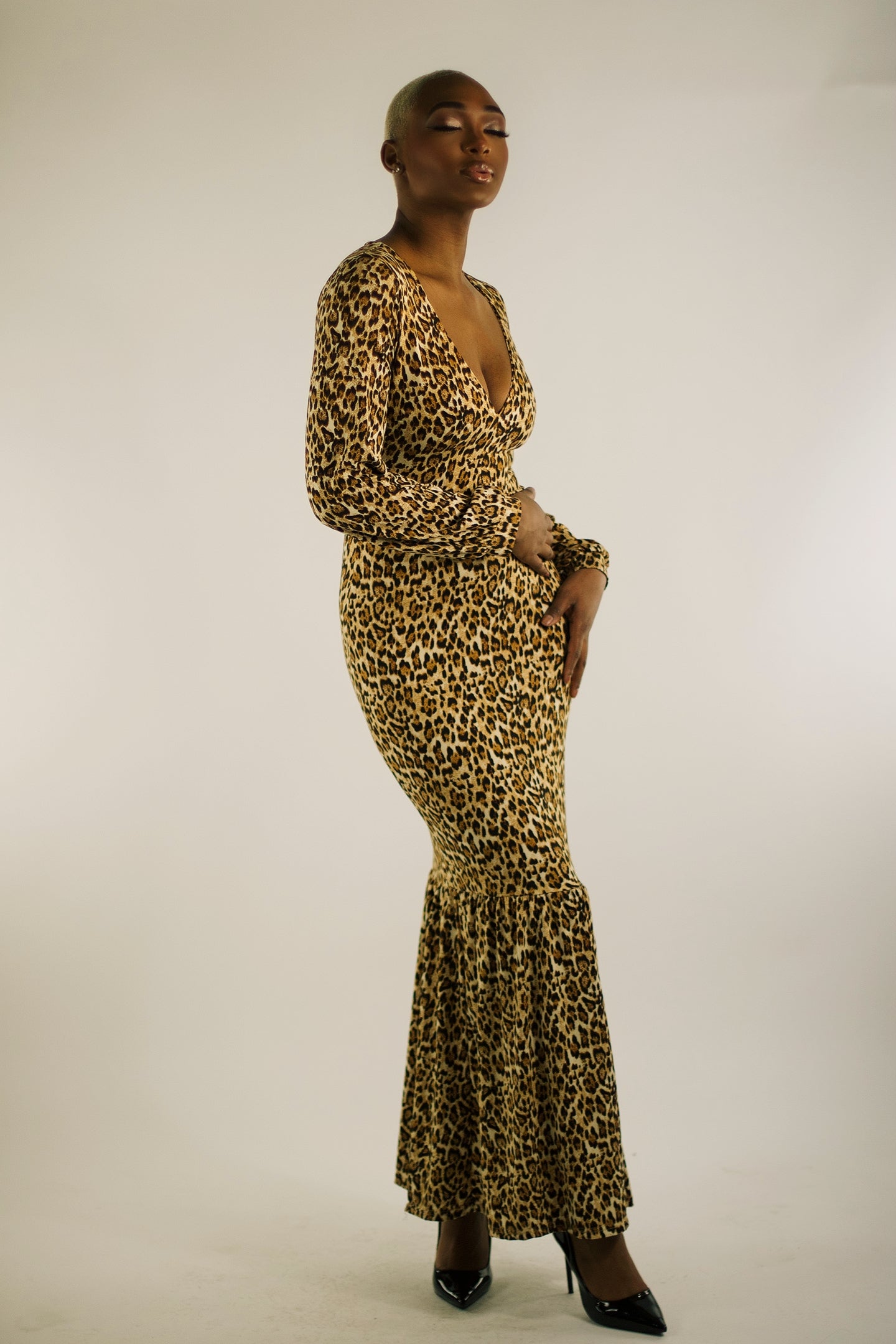 CHEYENNE LEOPARD PRINT BISHOP SLEEVE DRESS