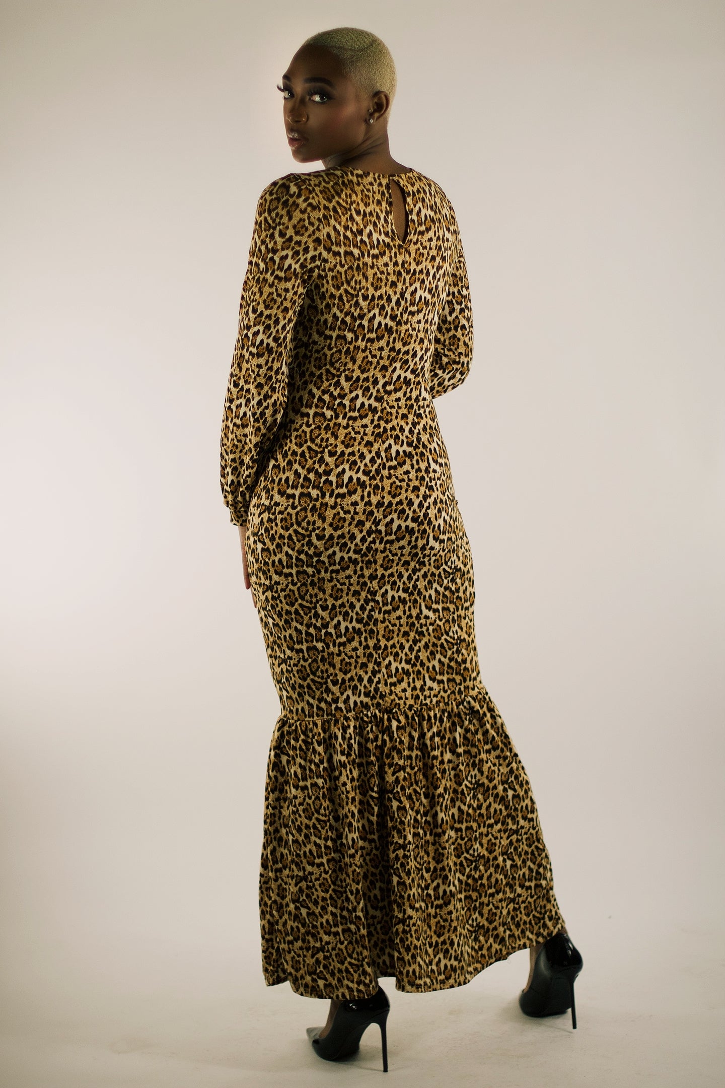 CHEYENNE LEOPARD PRINT BISHOP SLEEVE DRESS